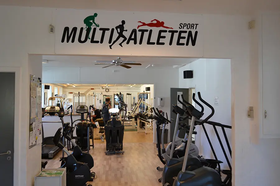 Indgang til træningsområde hos Multiatleten Sport